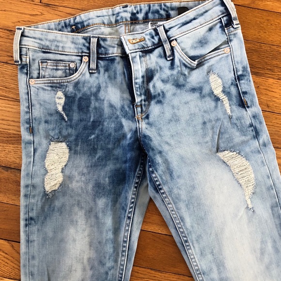 H&M Denim - &denim Acid Wash Jeans